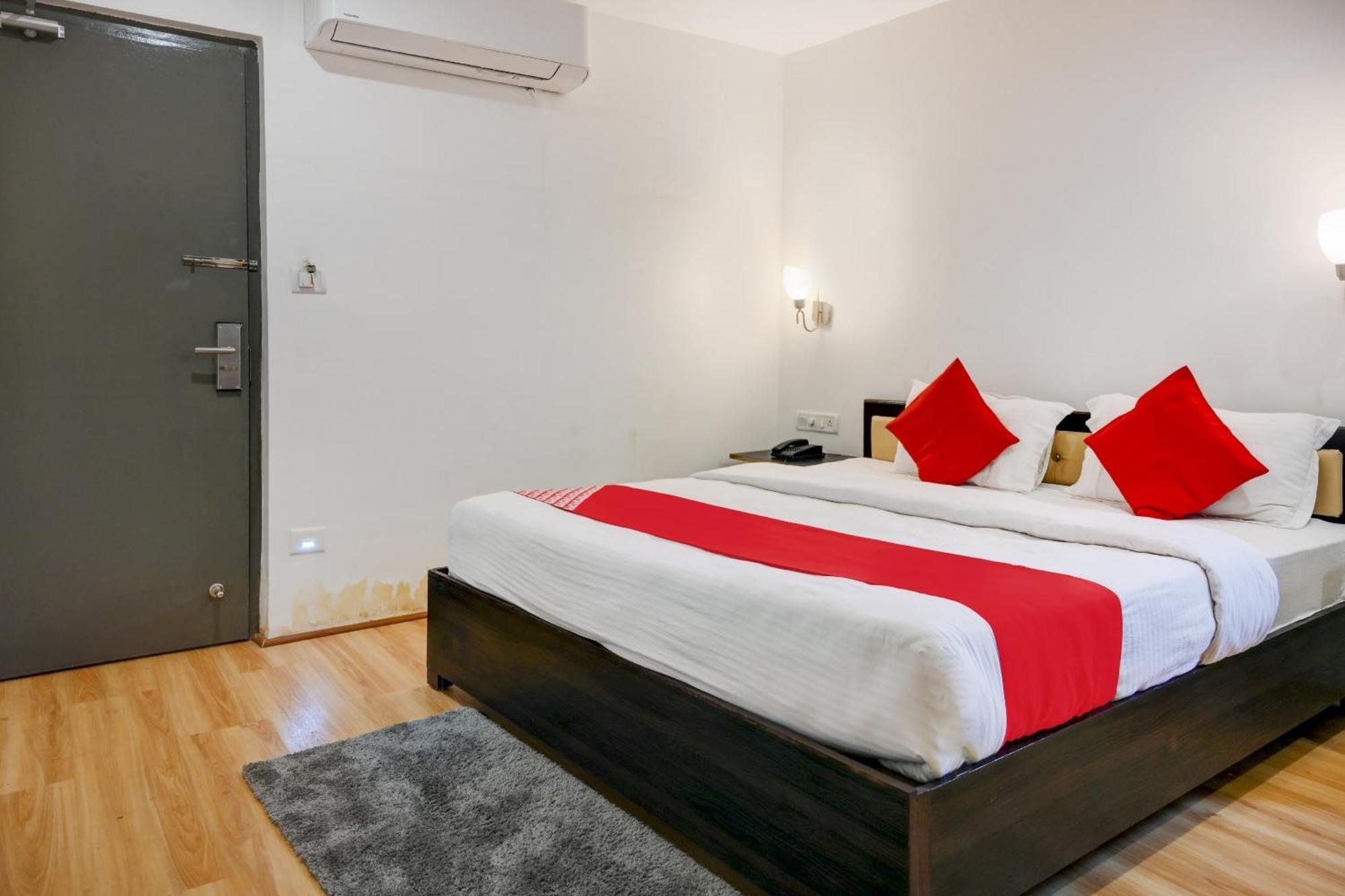Super Town House Hi5 Aditya International بوهفانيشفار المظهر الخارجي الصورة