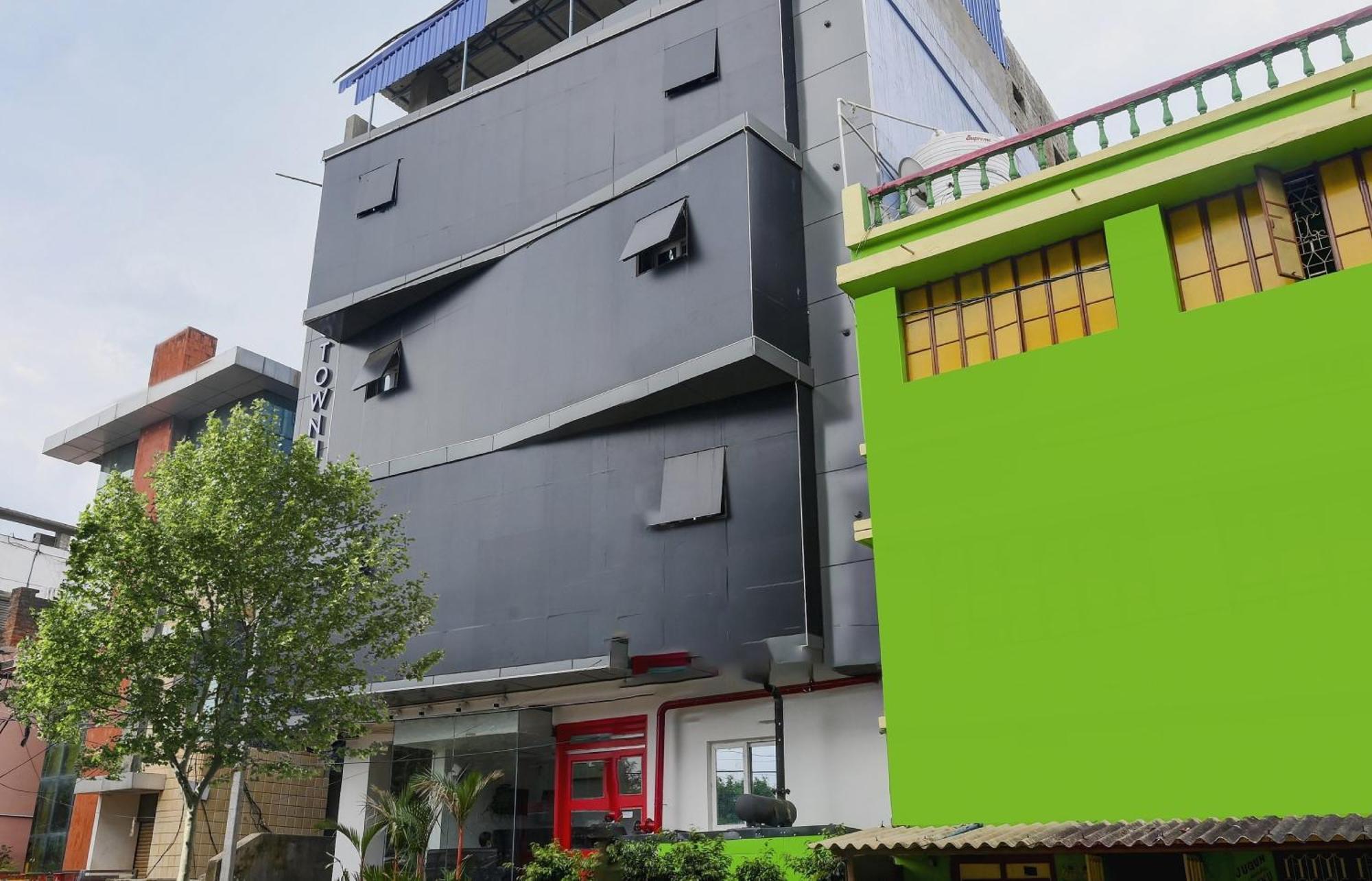 Super Town House Hi5 Aditya International بوهفانيشفار المظهر الخارجي الصورة